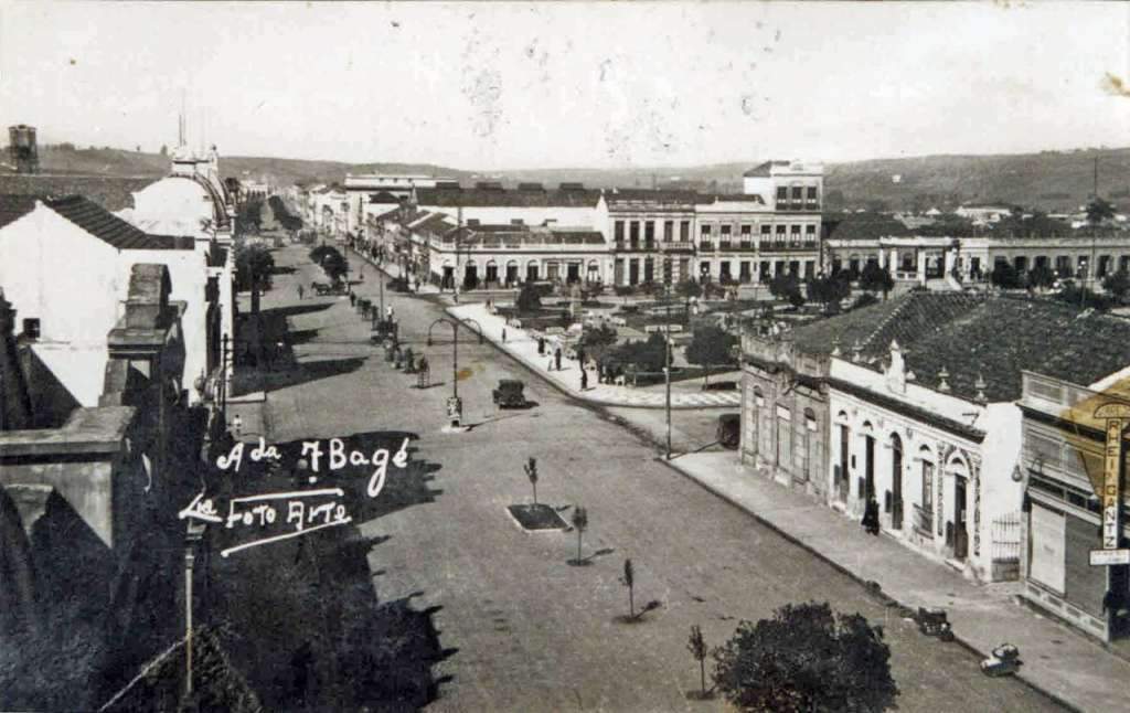 Balé - Avenida 7 de setembro na década de 1930.