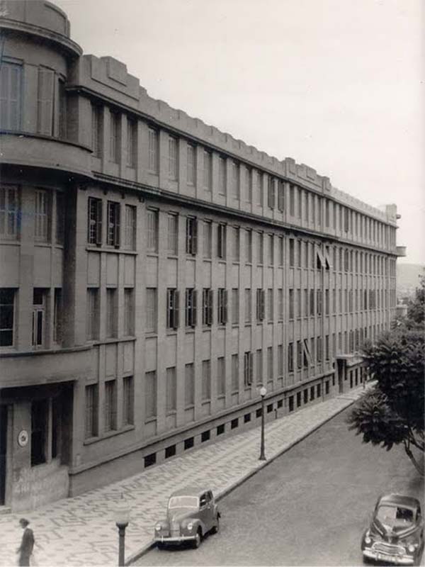 Porto Alegre - Colégio Rosário em 1952.