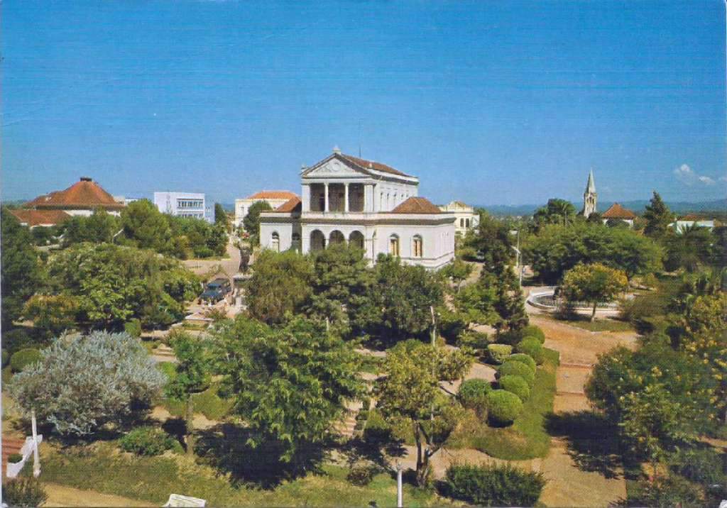 Santa Cruz do Sul - Prefeitura Municipal na década de 1970.