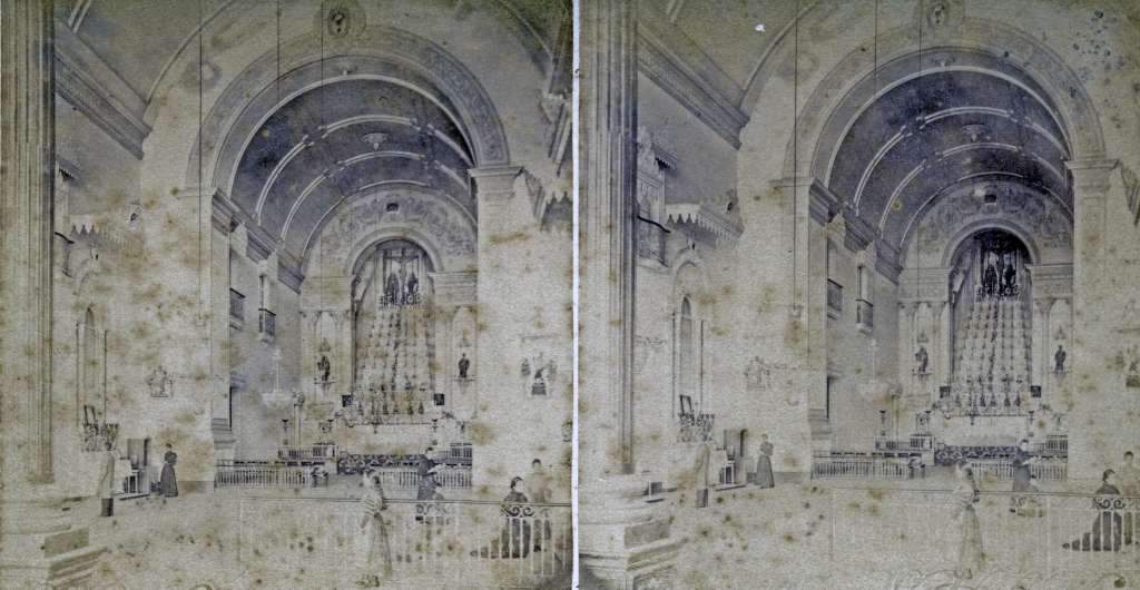 Porto Alegre - Interior da Igreja das Dores no final do século XIX.