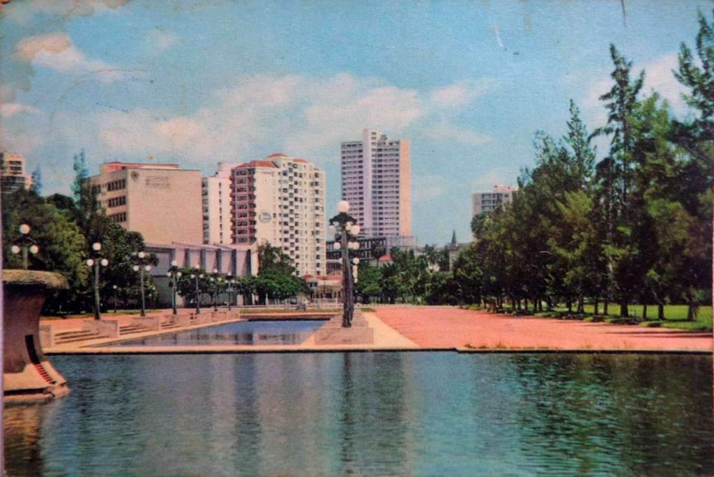 Porto Alegre - Postal do Parque Farroupilha na década de 1960.
