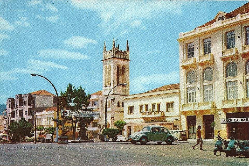 Santa Maria - Praça na década de 1970. Fonte: acervo Jonatas Vargas. 