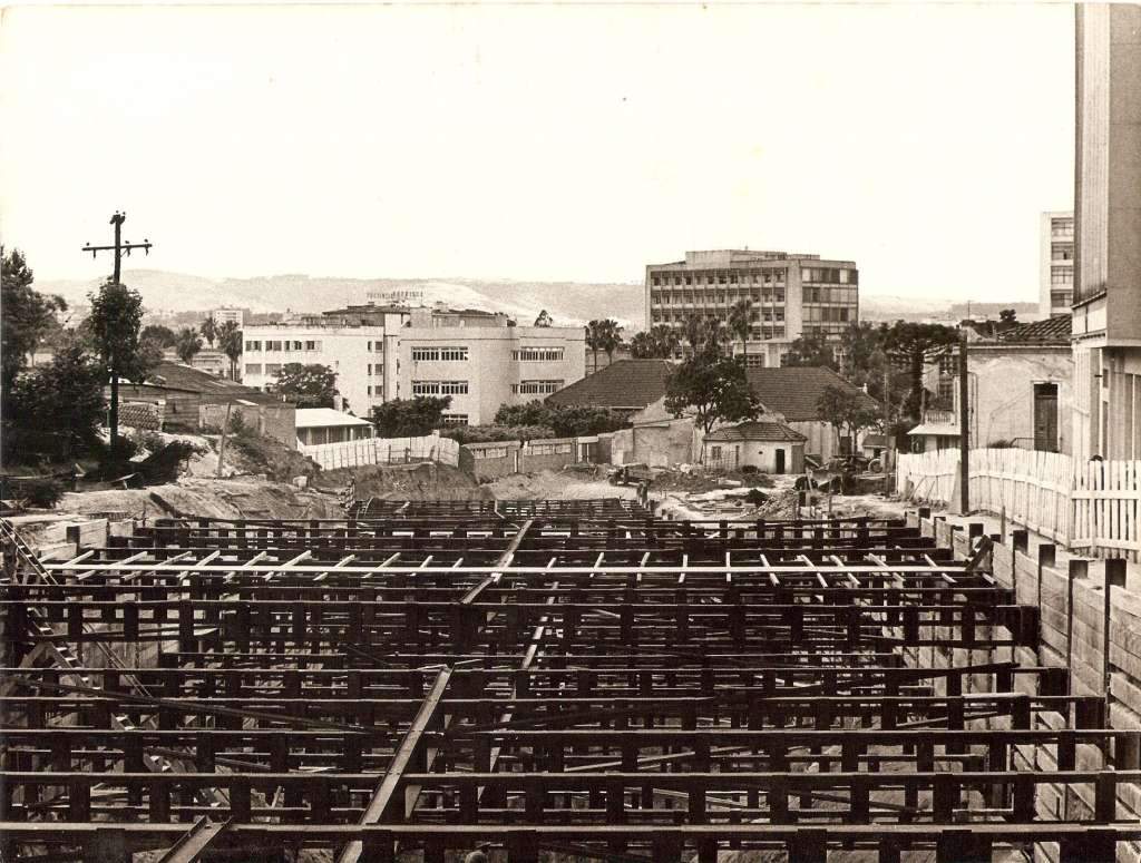 Porto Alegre - Obras do Túnel da Conceição em 1970.