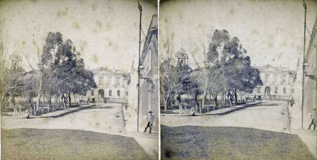 Porto Alegre - Praça dom Feliciano e Santa Casa de Misericórdia no início do século XX.