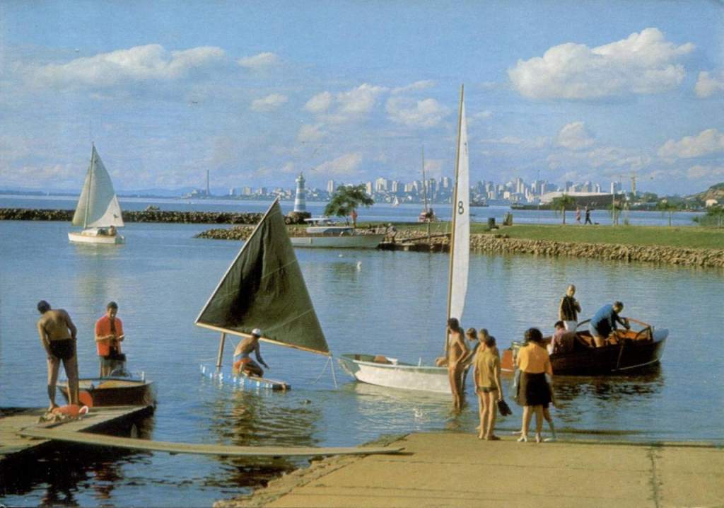 Porto Alegre – Sede Clube Caixeral – Demonstração Ginástica Turnerbund( Sogipa) – 1904 –