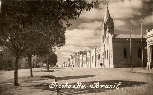 Passo Fundo Av Brasil(esquina Rua Bento Gonçalves) Igreja Metodista 1940         