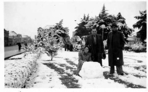 Passo Fundo Neve Praça Mal Floriano(Álbum de Igor Schneider Calza) 1942 