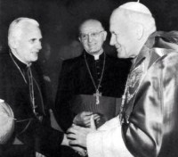 Itália Papas Bento XVI e João Paulo II 