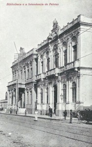 Pelotas Biblioteca Pública e Prefeitura(acervo Suzana Morsch) déc1920