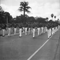 Porto Alegre Alunos do Colégio Rosário Desfile da Mocidade(acervo Museu Hipólito J da Costa) déc1950