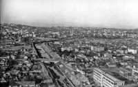 Porto Alegre Av Ipiranga Bairro Santana Palácio da Polícia em construção (foto Léo Guerreiro e Pedro Floresa-acervo Museu Joaquim Felizardo) déc1950 