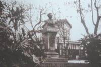 Porto Alegre Busto na Praça XV