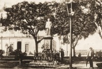 Porto Alegre Praça da Matriz Estátua Conde de Porto Alegre séc XIX