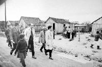Porto Alegre Prefeito Villela e Reginaldo Pujol na Restinga 07-08-1975