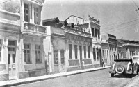 Porto Alegre Rua Demétrio Ribeiro próximo à Rua Espírito Santo déc1950