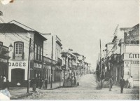 Porto Alegre Rua da Praia esquina Rua da Ladeira(Andradas X Gen. Câmara)(foto Virgilio Calegari-acervo Suzana Morsch)