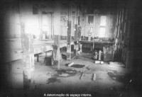 Porto Alegre Usina do Gazômetro deterioração espaço interno 