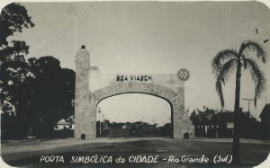 Rio Grande, pórtico de entrada (anterior a 1954)(acervo Suzana Morsch)