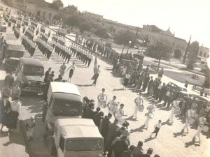 Rosário do Sul desfiles Rua Voluntários da Pátria Colégio Plácido de Castro déc1950