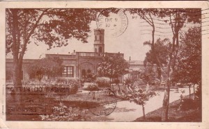 Livramento postal com vista parcial a Praça General Osório na década de 40