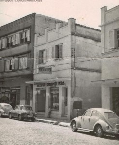 Bento Gonçalves Rua Saldanha MArinho déc1970 