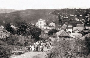 Bento Gonçalves Vista da Igreja de Santo Antônio ainda sem o campanário 1915 (Museu do Imigrante) 