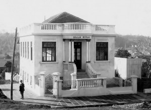 Caxias do Sul Casa recém construída de Olmiro Palmeiro de Azevedo 1928