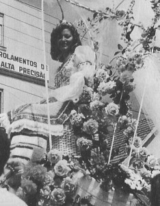 Caxias do Sul Festa da Uva Carro alegórico Rainha Roxane Barcalla Torelly 1975