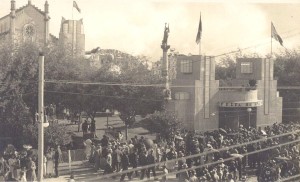 Caxias do Sul Festa da Uva Praça Rui Barbosa em frente a Catedral Diocesana 1934