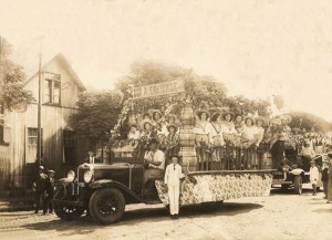 Caxias do Sul Festa da Uva carros desfilando 1934